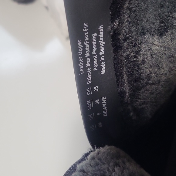 Naturalizer 'Deanne' grey-brown suede booties, size 8M - Picture 6 of 8